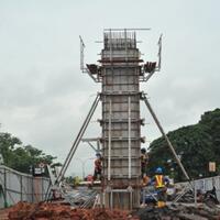 lalu-lintas-jakarta-cikampek-terganggu-lahan-amblas