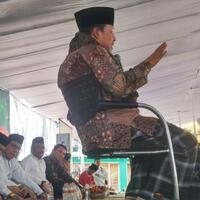 ahok-serius-dengarkan-tausiyah