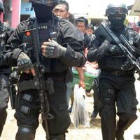 densus-88-gerebek-rumah-kos-terduga-teroris-di-kartasura