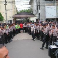 polisi-sudah-siaga-di-jalan-gajah-mada-untuk-kawal-sidang-ahok