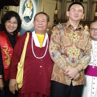 ahok-menangis-di-sidang-benarkah-dia-mencintai-umat-islam