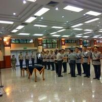 kapolri-resmi-merotasi-enam-kapolda