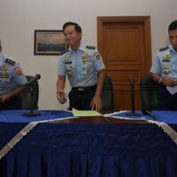 bawa-beras-dan-semen-pesawat-tni-au-jatuh-di-papua