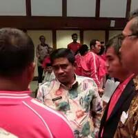 tidak-akan-ada-sanksi-dari-kemenpora-soal-bonus-pon