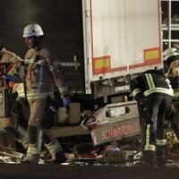 truk-tabrak-pasar-malam-berlin-12-tewas