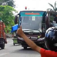 om-telolet-om--lagi-ngetren-menteri-budi-kaji-pelarangan