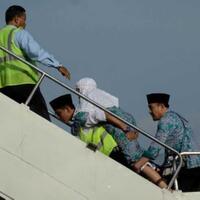 pemerintah-akan-moratorium-izin-biro-perjalanan-umrah