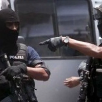 densus-88-tangkap-terduga-teroris-di-sumatera-barat