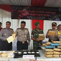 ganja-1-ton-dimusnahkan-polda-metro-jaya