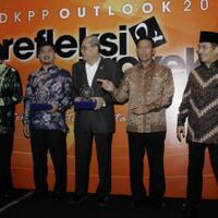 kasus-ahok-tenggelamkan-isu-pilkada-serentak