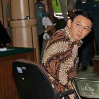 breaking-news--eksepsi-ahok-ditolak