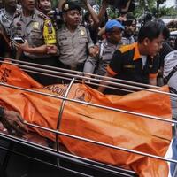 korban-pembunuhan-di-pulomas-dimakamkan-di-tanah-kusir