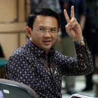tradisi-ahok-setiap-tahun-baru-beribadah-di-gereja