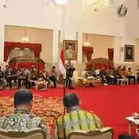 jokowi-dinobatkan-bloomberg-sebagai-pemimpin-terbaik-asia-australia