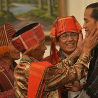 jokowi-bagi-bagi-hutan-buat-masyarakat-adat