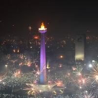 perayaan-malam-pergantian-tahun-di-monas--hi-dibatalkan
