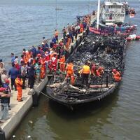 korban-tewas-kapal-wisata-terbakar-di-muara-angke-jadi-23-orang