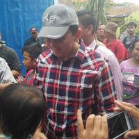 dihadang-sekelompok-pemuda-di-cilincing-ahok-tetap-blusukan