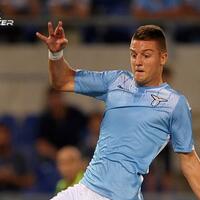 lazio-tak-akan-kehilangan-gelandang-muda-mereka