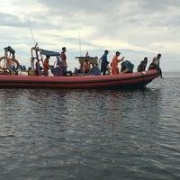sampan-tenggelam-di-pulau-tidung-seorang-wisatawan-hilang