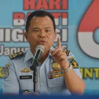 bebas-visa-diakui-bisa-jadi-celah-masuknya-tenaga-kerja-asing-ilegal