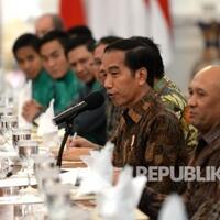 presiden-jokowi-jadwalkan-ratas-bahas-sepak-bola-nasional