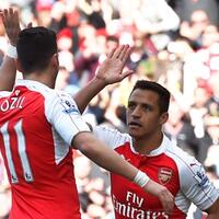 cech-yakin-dua-andalan-arsenal-bakal-bertahan