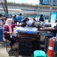 pedagang-pasar-senen-berencana-jualan-di-trotoar