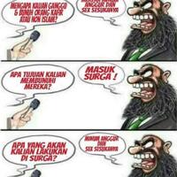 bermaksud-fanatik-spanduk-ini-jadi-bahan-guyonan-netizen