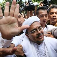 rizieq-dan-massa-pengawalnya