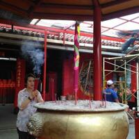 imlek-2017-berdoa-untuk-kedamaian-dalam-keberagaman