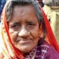 bangkit-dari-kubur-nenek-tua-ditemukan-selamat-40-tahun-kemudian