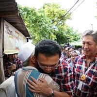 seorang-marbot-di-kepulauan-seribu-tiba-tiba-peluk-ahok