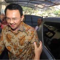 pojokkan-ma-ruf-amin-pengacara-ahok-tabuh-genderang-perang-dengan-nu