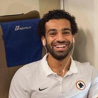 pemain-timnas-mesir-rayakan-lolos-final-piala-afrika-di-ruang-ganti