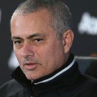 mourinho-mencak-mencak-usai-timnya-ditahan-imbang-hull-city