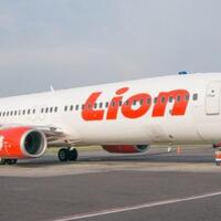 delay-akibat-penutupan-bandara-lion-air-minta-maaf
