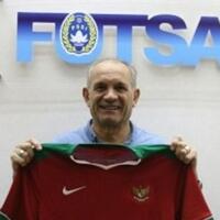 victor-hermans-resmi-nahkodai-timnas-futsal-indonesia