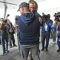 kisah-mengharukan-wanita-korban-bom-menikah-dengan-pria-yang-menolongnya