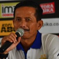 djadjang-nurdjaman-minta-dukungan-dari-bobotoh