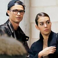 cristiano-ronaldo-bisa-takluk-dipelukan-georgina-rodriguez