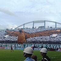 jokowi-nikmati-laga-perdana-piala-presiden-meski-berakhir-tanpa-gol