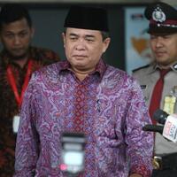 kasus-dugaan-korupsi-e-ktp-akom-diperiksa-4-jam-menkumham-yasonna-minta-reschedule