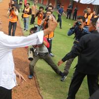 jokowi-sepakbola-indonesia-harus-jadi-hiburan-yang-sehat