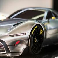 mercedes-benz-diam-diam-kembangkan-project-one-hypercar-buas