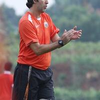 pelatih-persija-jakarta-enggan-pasang-target