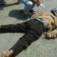 kurang-mahir-mengemudir-mobil-supriatna-hantam-penjual-somay-hingga-tewas