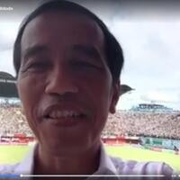 wah-keren-presiden-jokowi-sempat-buat-vlog-di-tengah-laga-pss-sleman-vs-persipura