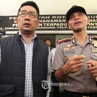 police-line-kantor-dpmptsp-bandung-sudah-dibuka