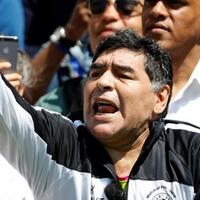 maradona-nonton-argentina-jaga-peluang-piala-davis